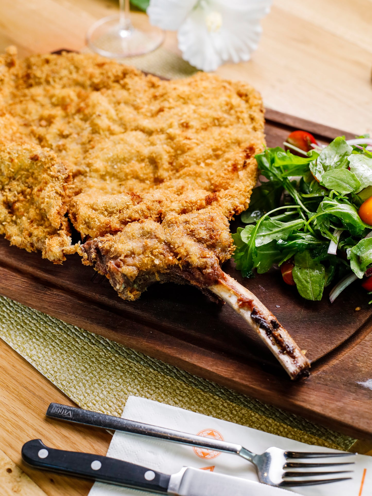 Veal Chop Schnitzel and Arugula 400g