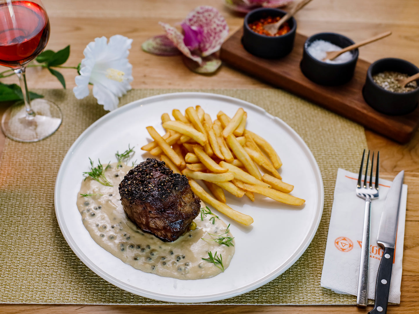 Steak Au Poivre with French Fries 380g